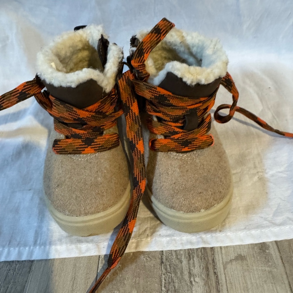 Cat & Jack Tan and Orange Kids Fleece-Lined Boots
